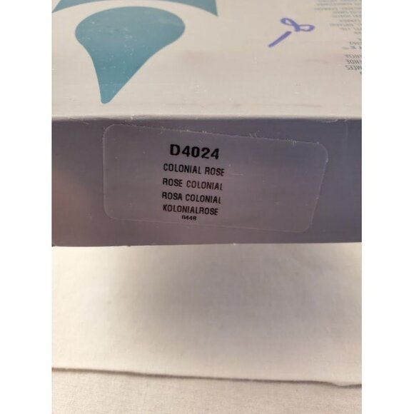 Vintage Partylite Box of 6 Colonial Rose Unscented Dinner Candles 10 Inch Tapers - Picture 3 of 3